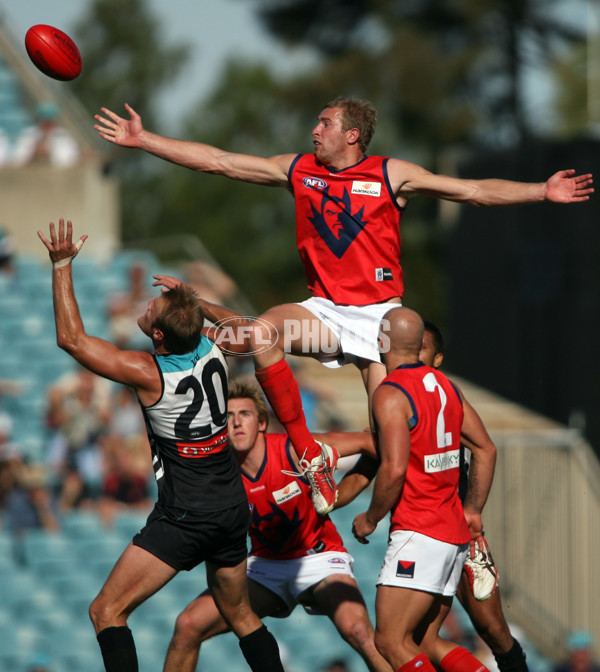 AFL 2009 Rd 03 - Port Adelaide v Melbourne - 178461