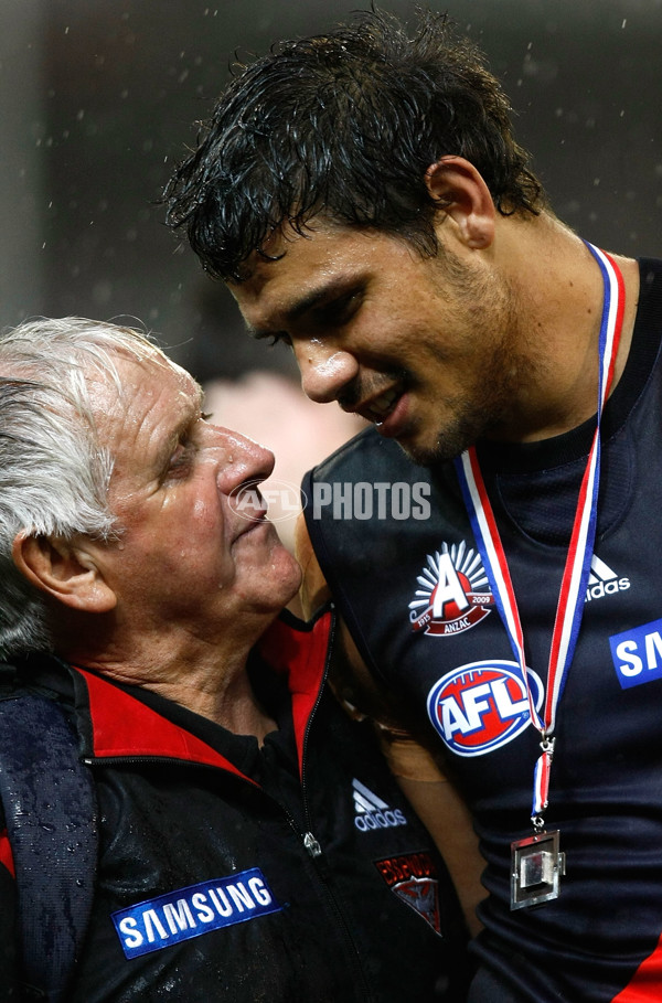 AFL 2009 Rd 05 - Essendon v Collingwood - 179658