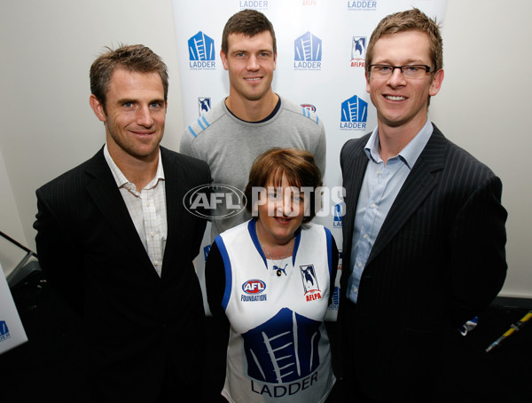 AFL 2009 Media - Ladder Launch 140509 - 181381