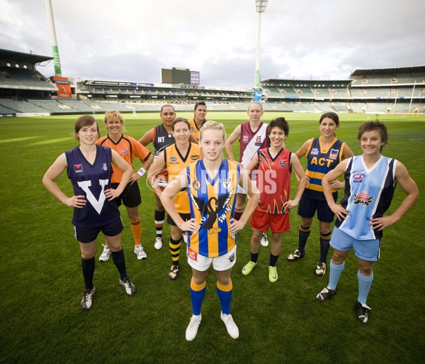 AFL 2009 Media - AFL Womens Championship 020609 - 183426