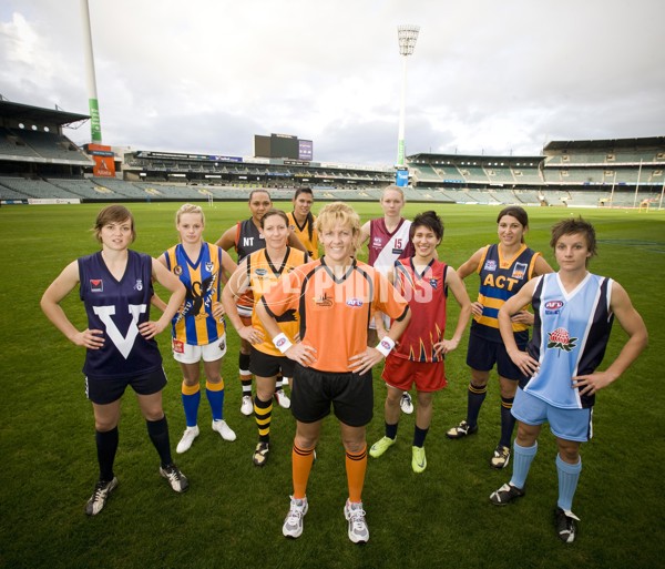 AFL 2009 Media - AFL Womens Championship 020609 - 183427