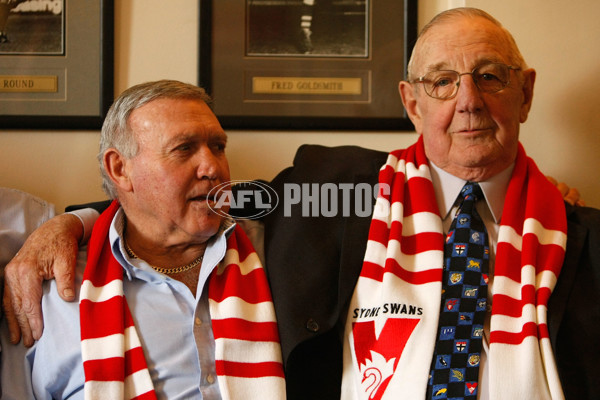 AFL 2009 Media - Sydney Swans Hall of Fame Media Call 260609 - 184692