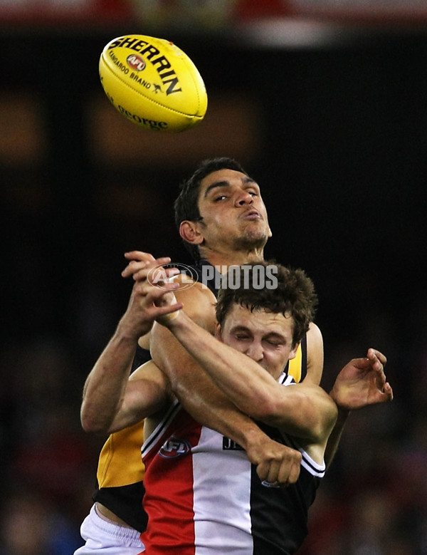 AFL 2009 Rd 13 - St Kilda v Richmond - 185109