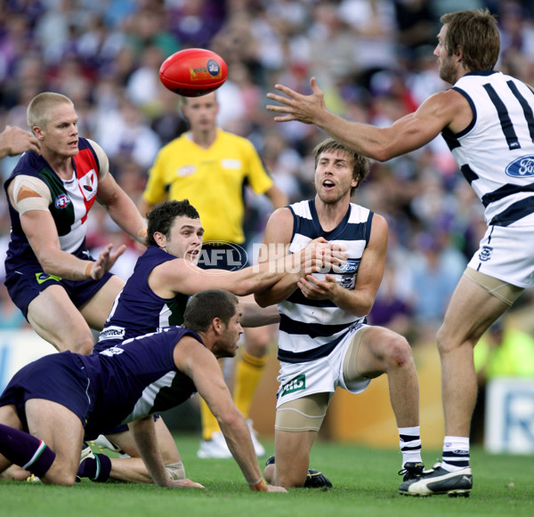 AFL 2010 Rd 03 - Fremantle v Geelong - 208525