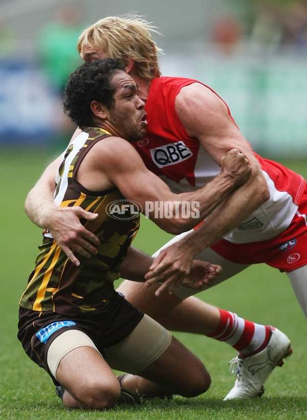 AFL 2010 Rd 10 - Hawthorn v Sydney - 208938