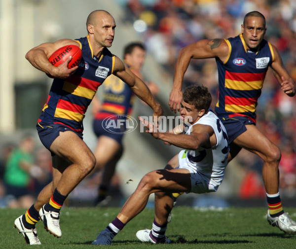 AFL 2010 Rd 11 - Adelaide v Fremantle - 209458