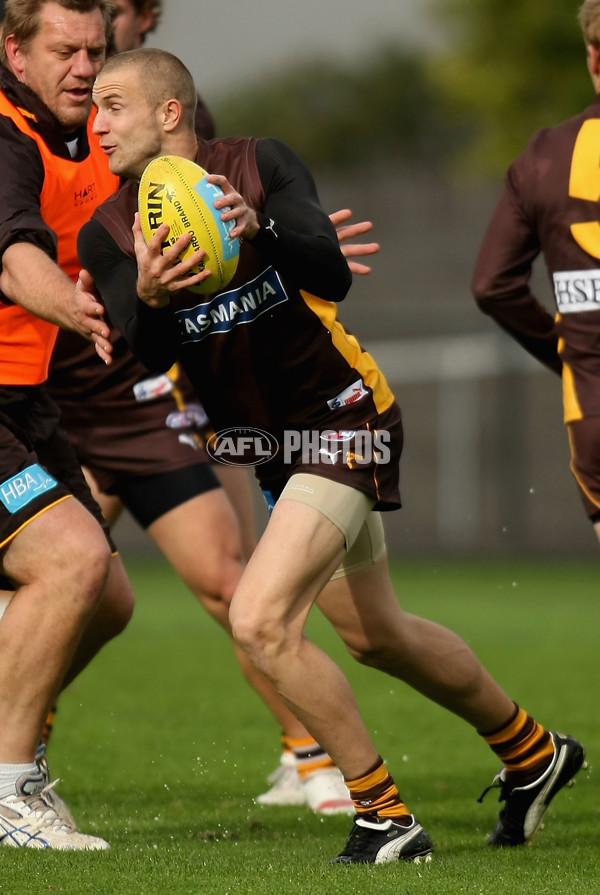 AFL 2010 Training - Hawthorn 170610 - 210624