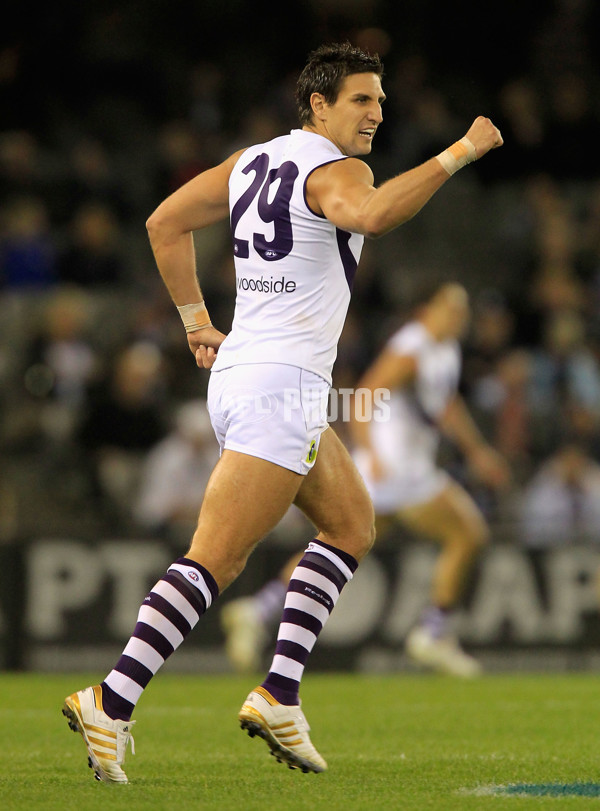 AFL 2010 Rd 13 - Carlton v Fremantle - 210773