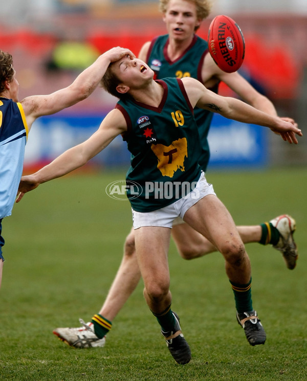 2010 NAB AFL Under 18 Championship - TAS v NSW ACT - 211548