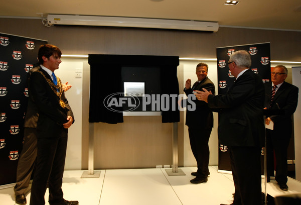 AFL 2011 Media - Linen House Centre Opening - 222011