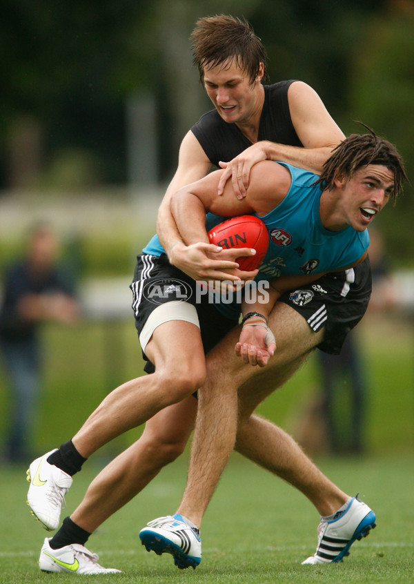 AFL 2011 Training - Collingwood Intra-club match - 222086