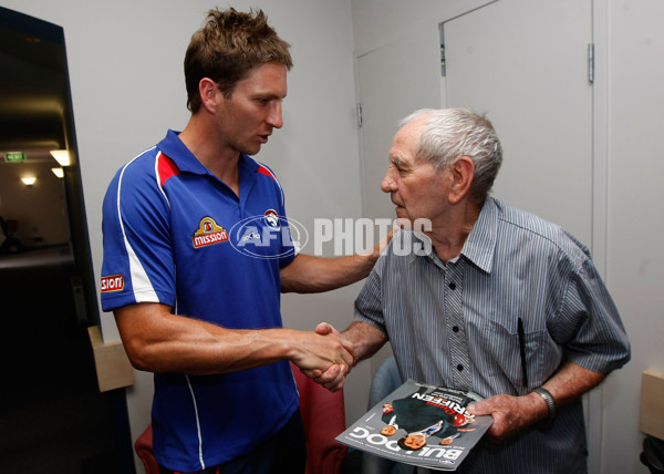 AFL 2011 Media - Western Bulldogs Community Camp - 222385