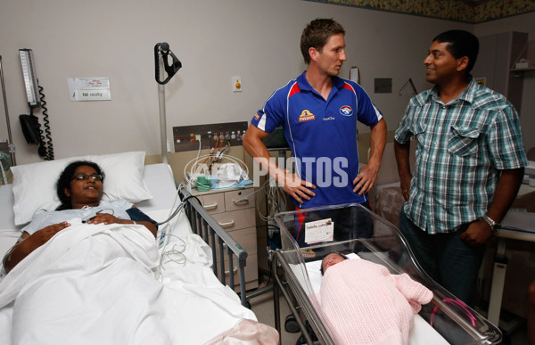 AFL 2011 Media - Western Bulldogs Community Camp - 222373