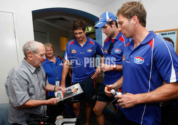 AFL 2011 Media - Western Bulldogs Community Camp - 222383