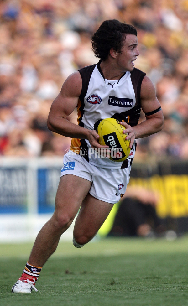 AFL 2011 NAB Cup Rd 01 - Hawthorn v Fremantle - 222768