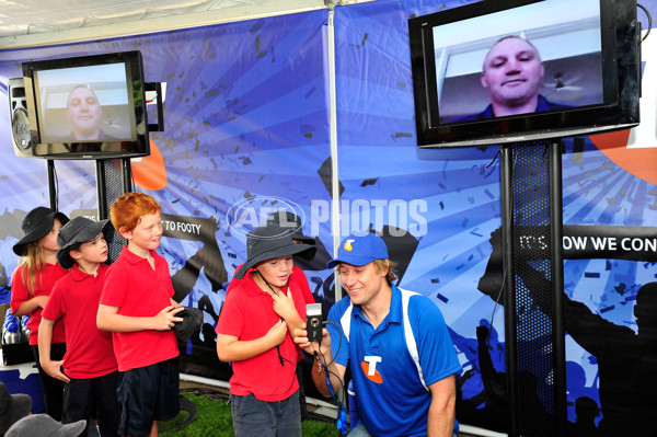 AFL 2011 Media - Melbourne Community Camp 140211 - 222793