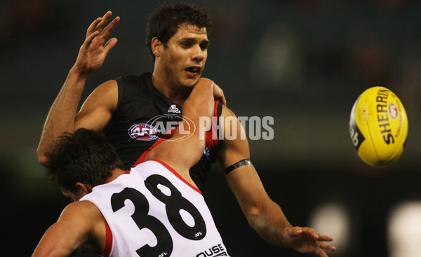 AFL 2011 NAB Cup Semi Final - Essendon v St Kilda - 224120