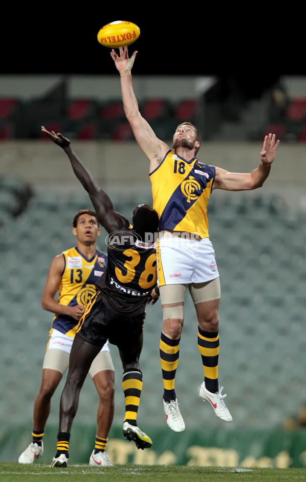 AFL 2012 Foxtel Cup Grand Final - Claremont v Werribee - 265569