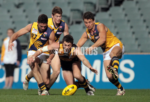 AFL 2012 Foxtel Cup Grand Final - Claremont v Werribee - 265576