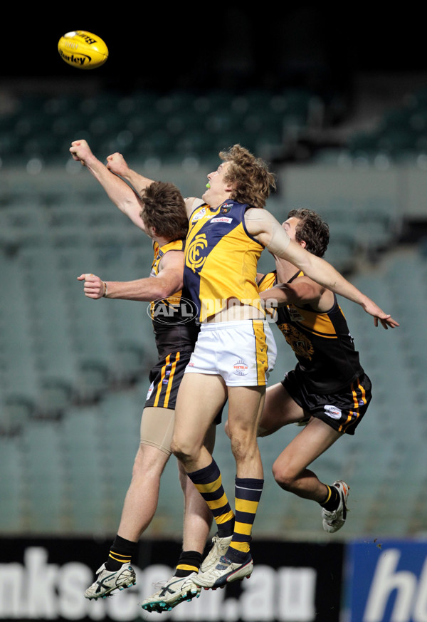 AFL 2012 Foxtel Cup Grand Final - Claremont v Werribee - 265579