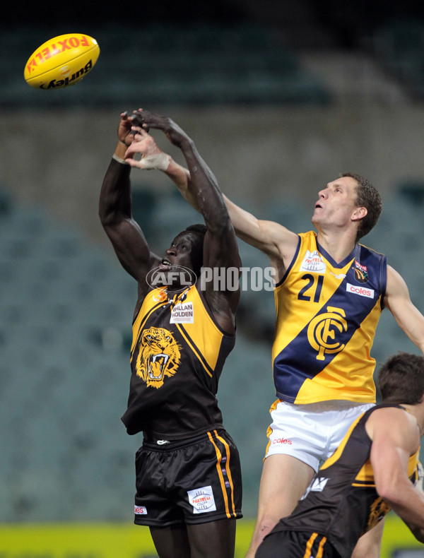 AFL 2012 Foxtel Cup Grand Final - Claremont v Werribee - 265570