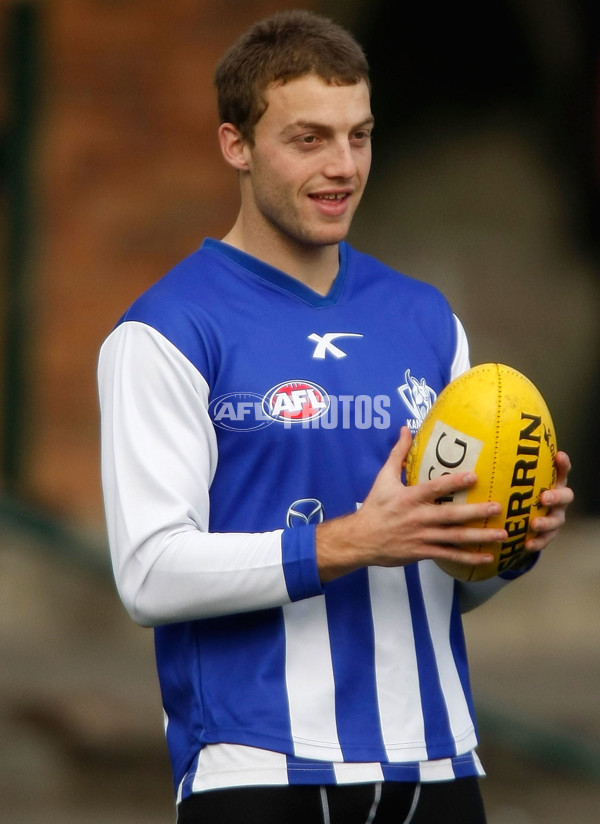 AFL 2009 Media - North Melbourne Training 280709 - 188508