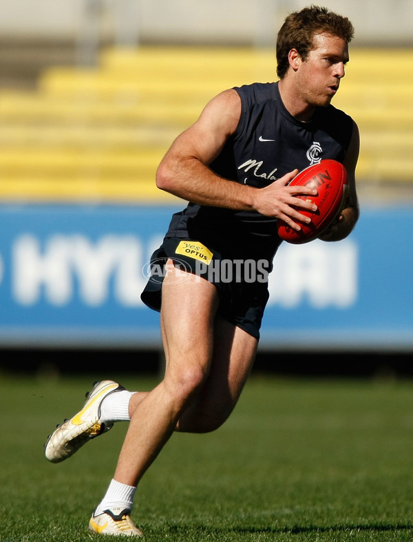 AFL 2009 Media - Carlton Training 240809 - 192886