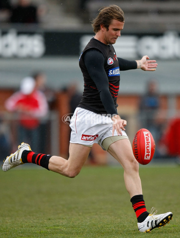 AFL 2010 Training - Essendon 020710 - 211806