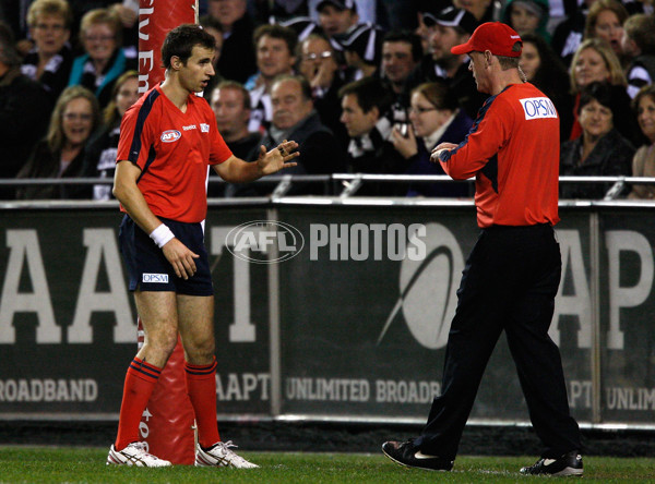 AFL 2010 Rd 14 - Collingwood v West Coast - 211972