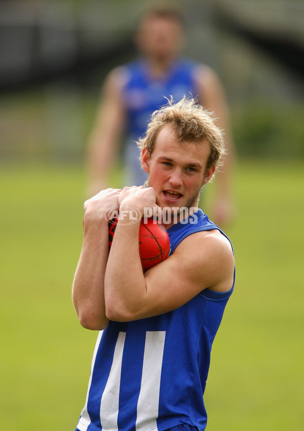 AFL 2010 Training - North Melbourne 290710 - 214040