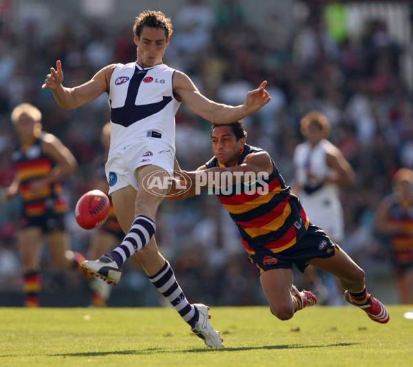 AFL 2008 Rd 05 - Adelaide v Fremantle - 136509