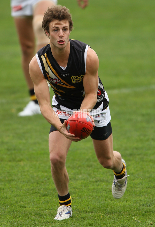 AFL 2008 Media - Richmond Training Session 180608 - 152755