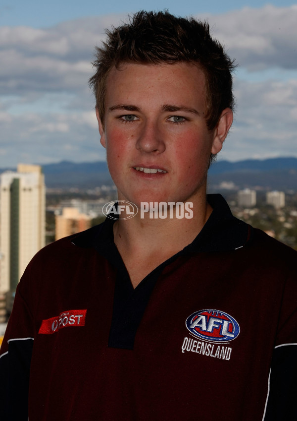 AFL Media 2008 - GC 17 Player Signing 290708 - 156187