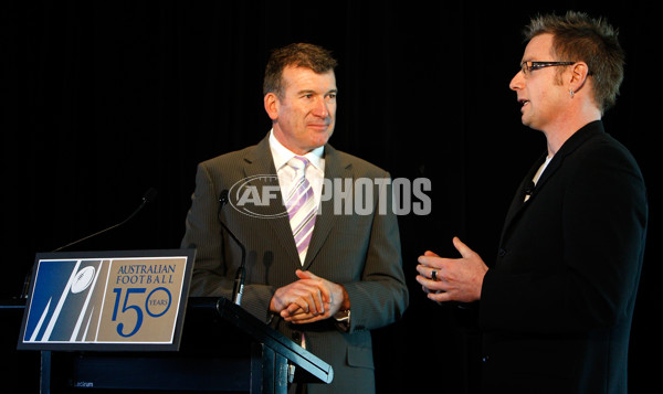 AFL 2008 Media - 150 Year Painting Unveiling 070808 - 156758