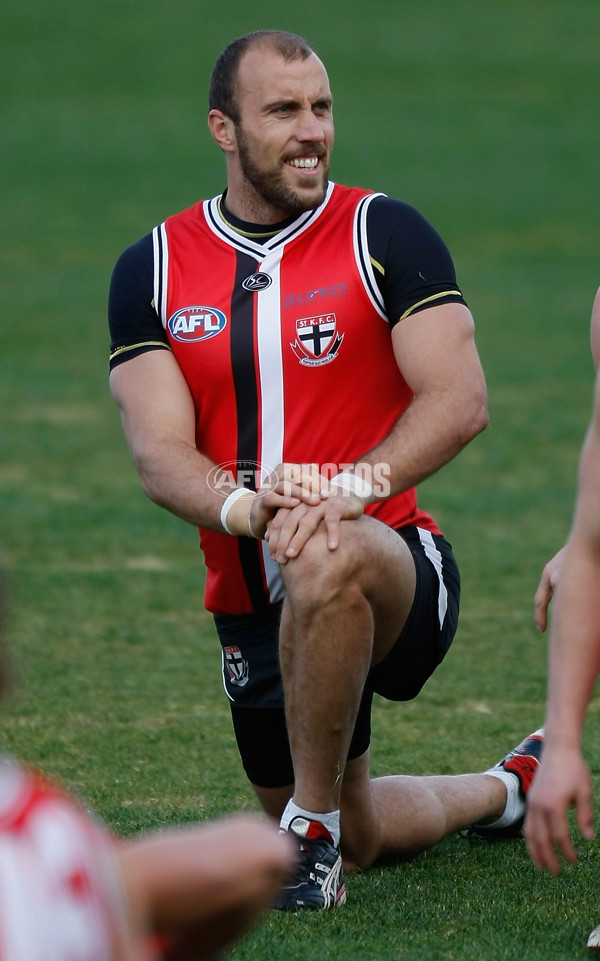 AFL 2008 Media - St Kilda Training 130808 - 157292