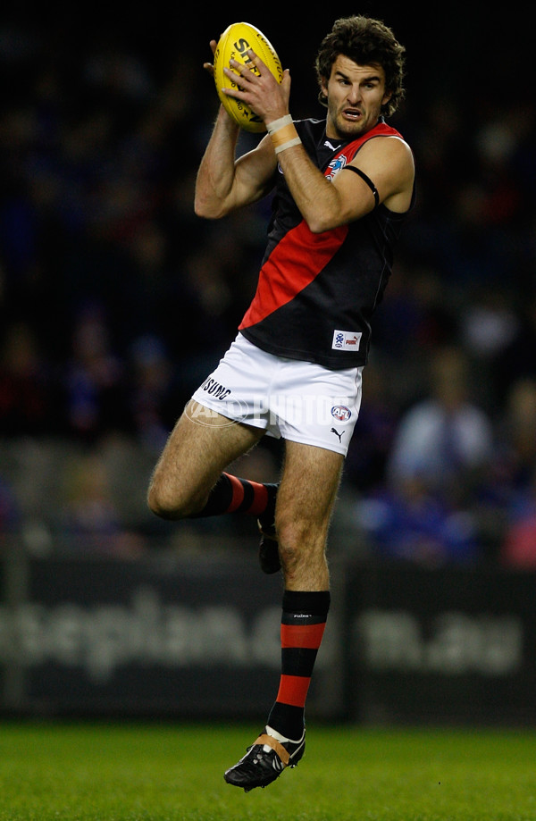 AFL 2008 Rd 21 - Western Bulldogs v Essendon - 157952