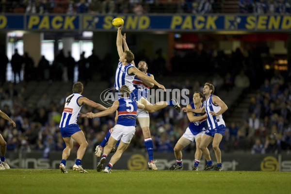 AFL 2008 Rd 19 - North Melbourne v Western Bulldogs - 159847