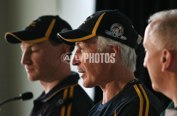 AFL 2008 Media -  AFL GAA Media Conference 301008 - 161513