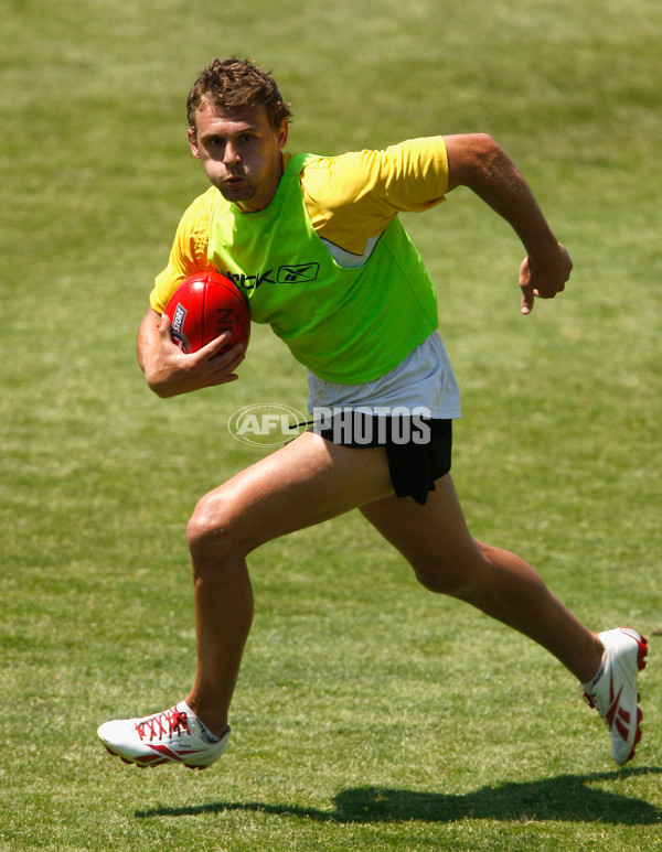 AFL 2009 Training - Richmond Training Session - 196286