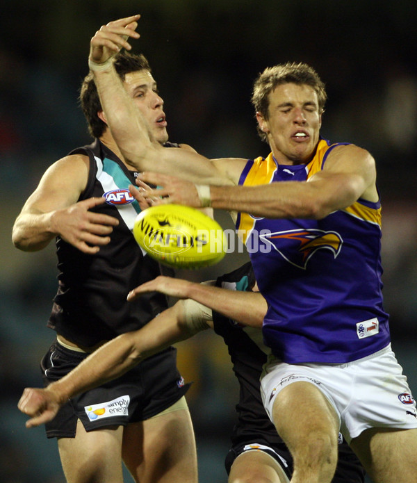 AFL 2010 Rd 20 - Port Adelaide v West Coast - 215336