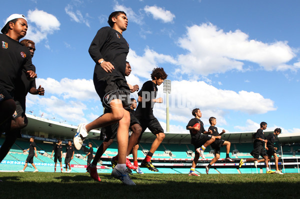 AFL 2010 Media - AFL Qantas Kickstart Camp 190810 - 215661