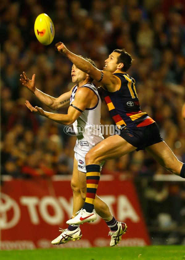 AFL 2012 2nd Semi Final - Adelaide v Fremantle - 269939