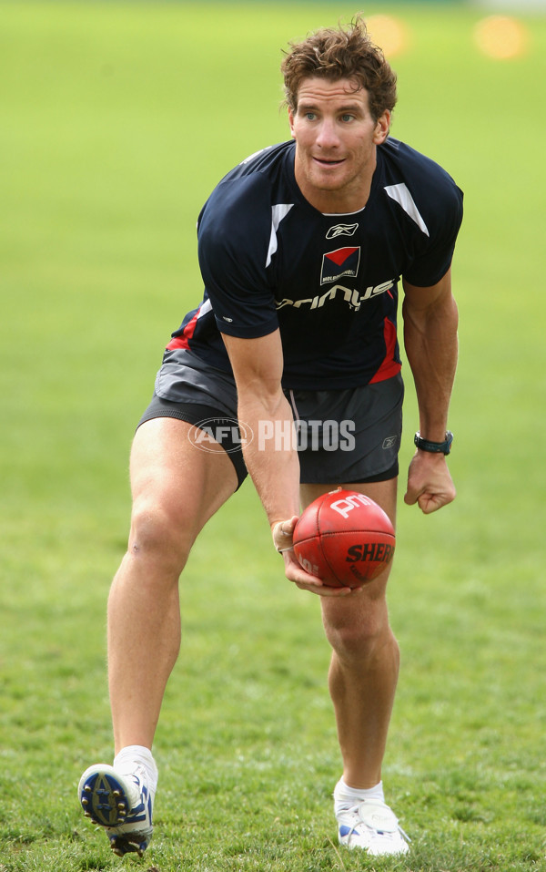 AFL 2008 Media - Melbourne Training 280208 - 66907