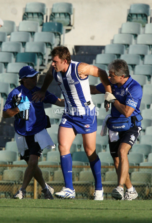 AFL 2008 NAB Challenge - Fremantle v North Melbourne - 67205