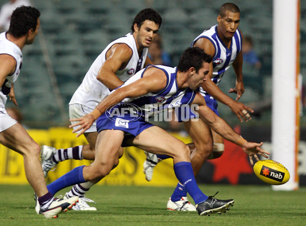 AFL 2008 NAB Challenge - Fremantle v North Melbourne - 67240