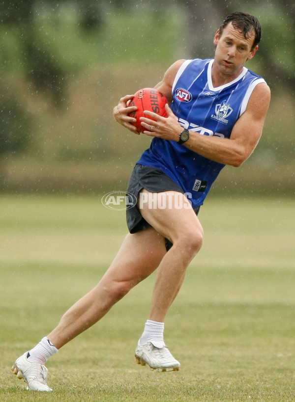 AFL 2008 Media - North Melbourne Training 070308 - 67390