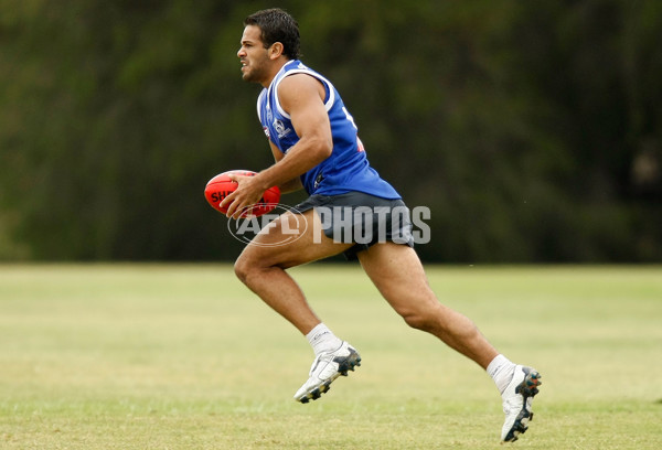 AFL 2008 Media - North Melbourne Training 070308 - 67398