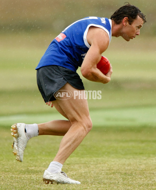 AFL 2008 Media - North Melbourne Training 070308 - 67388