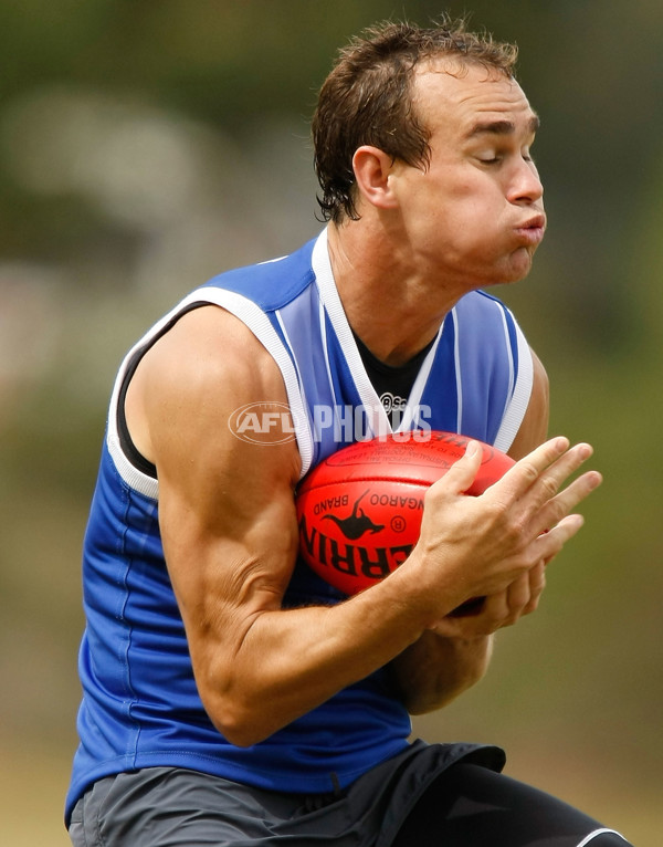 AFL 2008 Media - North Melbourne Training 070308 - 67406