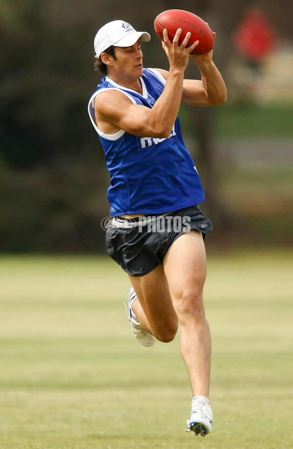AFL 2008 Media - North Melbourne Training 070308 - 67408